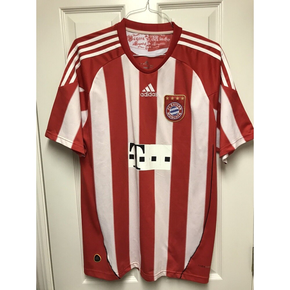 EUC #10 Arjen Robben 2010/11 Bayern Munich XL Adidas Home Jersey